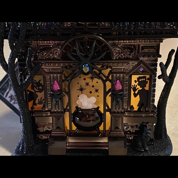 NWT~Bath and Body Works 2020 Halloween Plug-in - Picture 6 of 6